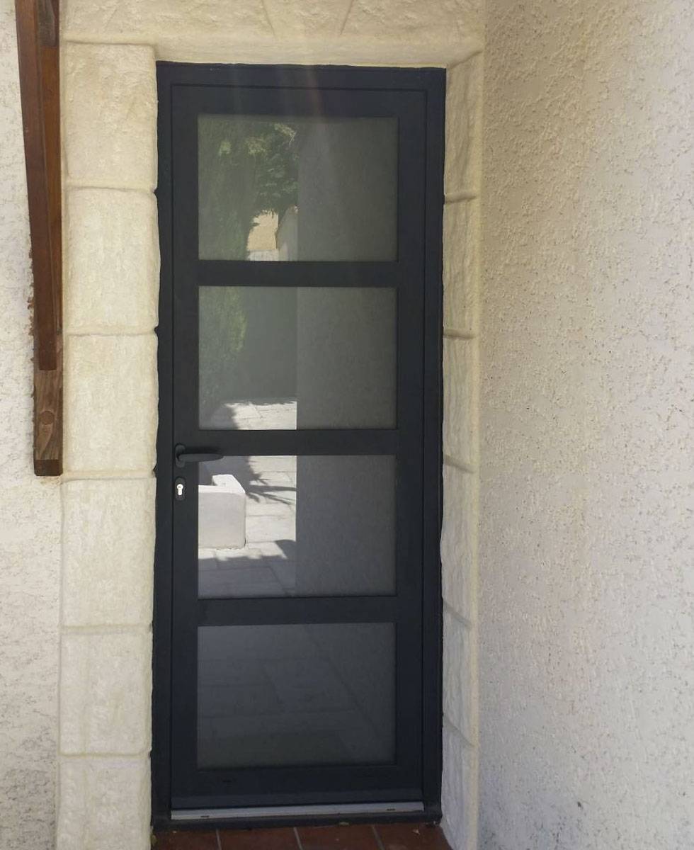 Fabricant de menuiseries Technal en aluminium sur mesure Éguilles