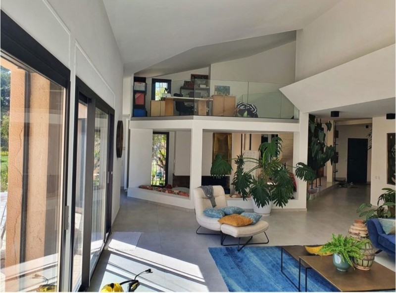 rénovation avec pose de menuiseries en aluminium près d' Allauch