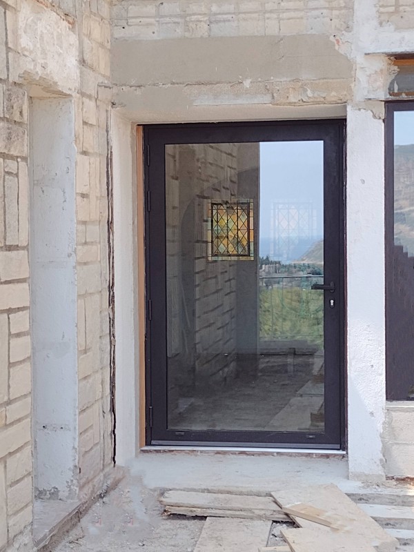 menuiseries mur en pierre 