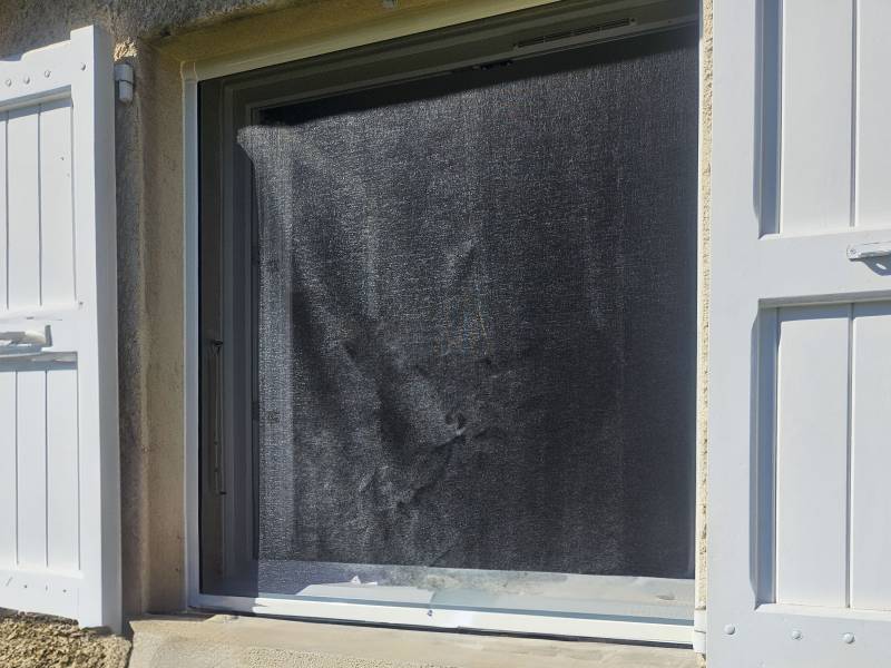 Installation de moustiquaires dans cette maison près de Cabriès – Harmonie de l’Habitat