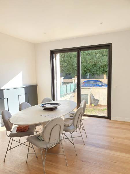 Installation de menuiseries en aluminium Technal à Cabries