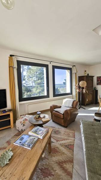 Installation de 4 ouvrants noir en aluminium Technal près d’Aubagne